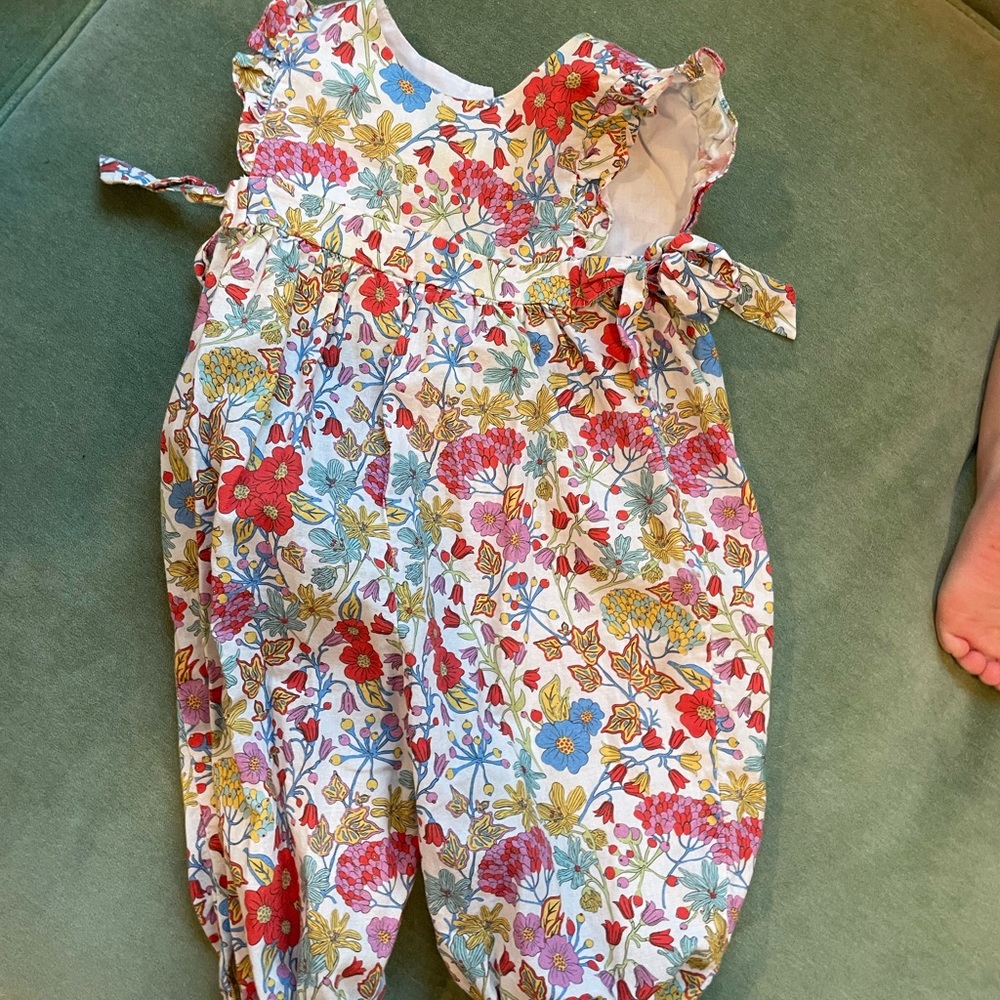 Bella Bliss Floral Romper 6m EUC